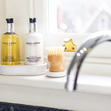 Lejlighed 2-bed In Redland, - Work-ready