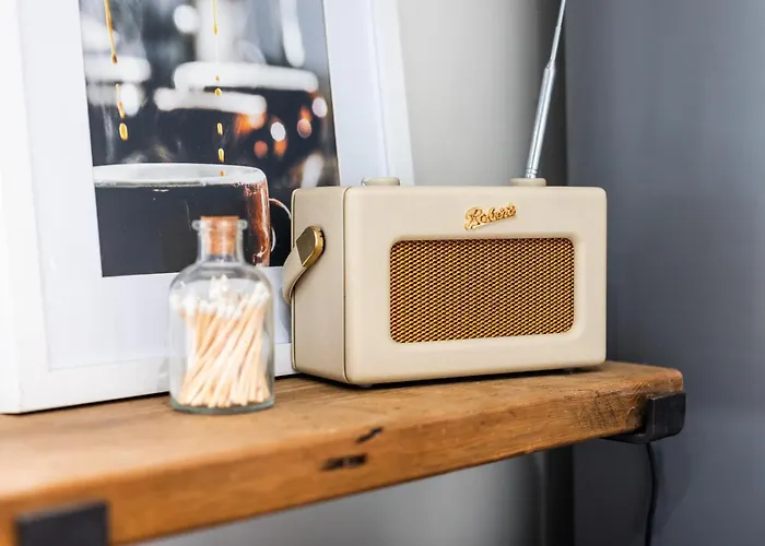 2-bed In Redland, - Work-ready Lejlighed Bristol