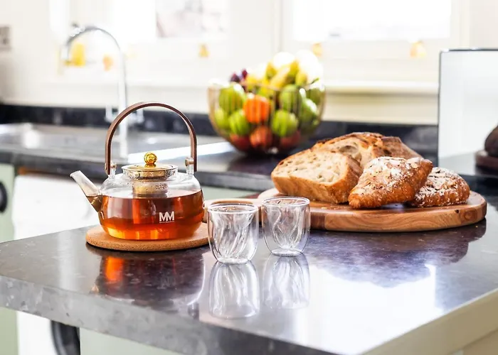 2-bed In Redland, - Work-ready *