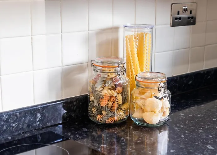 2-bed In Redland, - Work-ready *