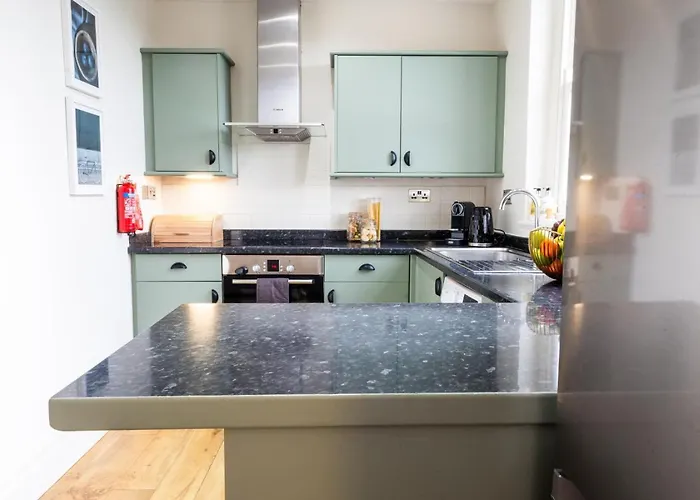 2-bed In Redland, - Work-ready *