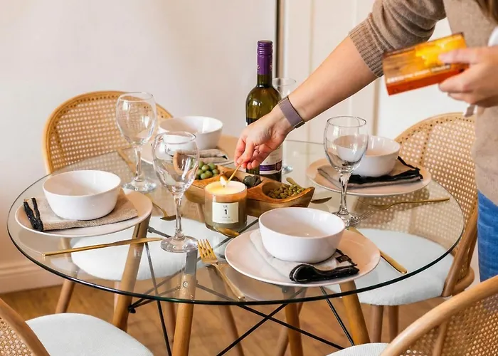 Lejlighed 2-bed In Redland, - Work-ready *