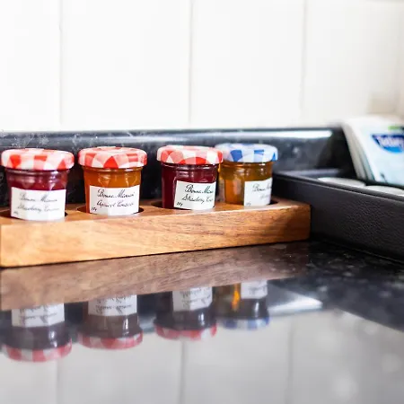 아파트 2-bed In Redland, - Work-ready