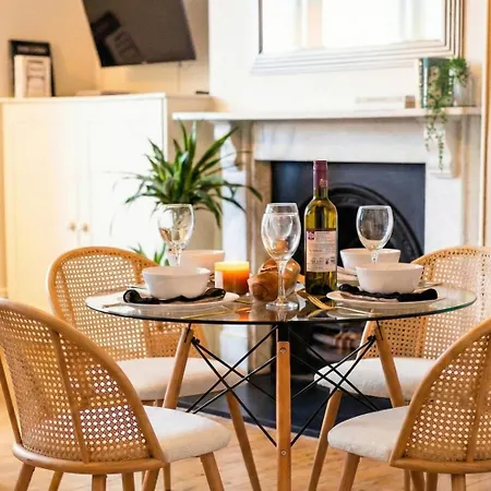 2-bed In Redland, - Work-ready 아파트 브리스틀