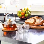 2-bed In Redland, - Work-ready *