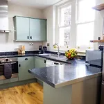 2-bed In Redland, - Work-ready ブリストル