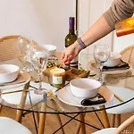 アパート 2-bed In Redland, - Work-ready *