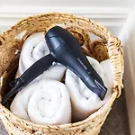 2-bed In Redland, - Work-ready